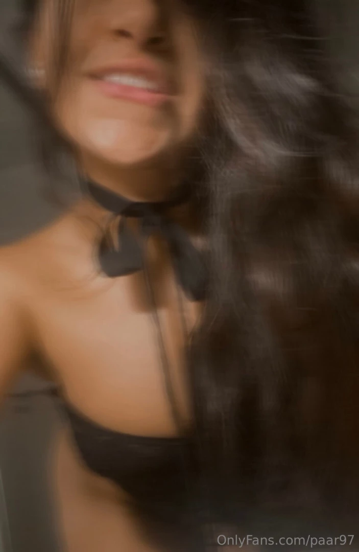 Guess what i can do with this naughty little mouth 