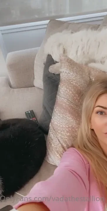 Just relaxing all cool waiting for you to cum to me tonight 