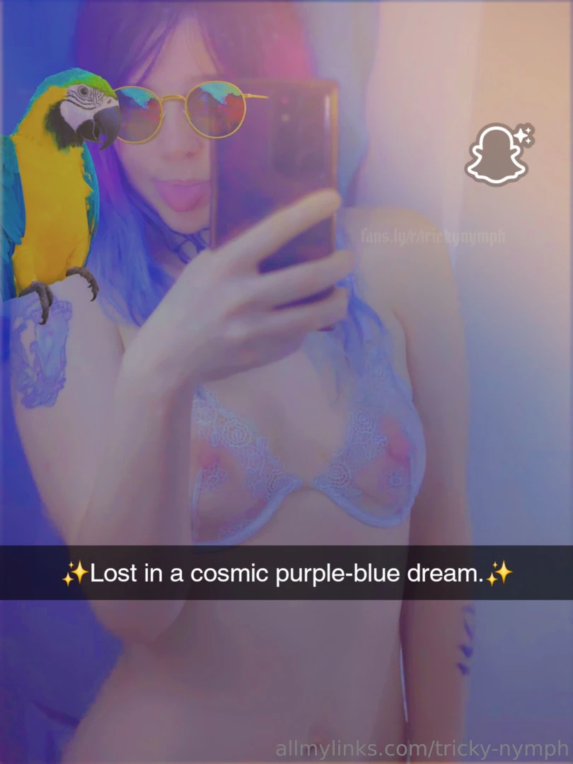 Lmaaoo snapchat edited my photo with ai and gave me a bird 