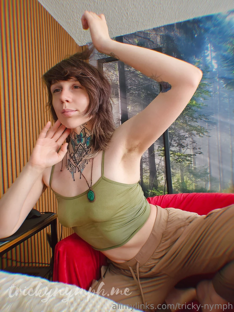 Live on cb - allmylinks com tricky-nymph 