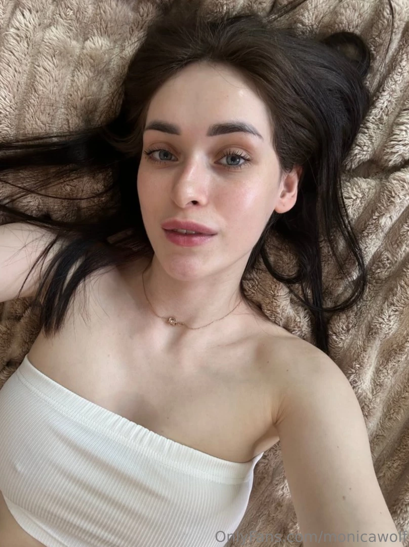 I wonder if you can guess which part of my body i like best hint it s 