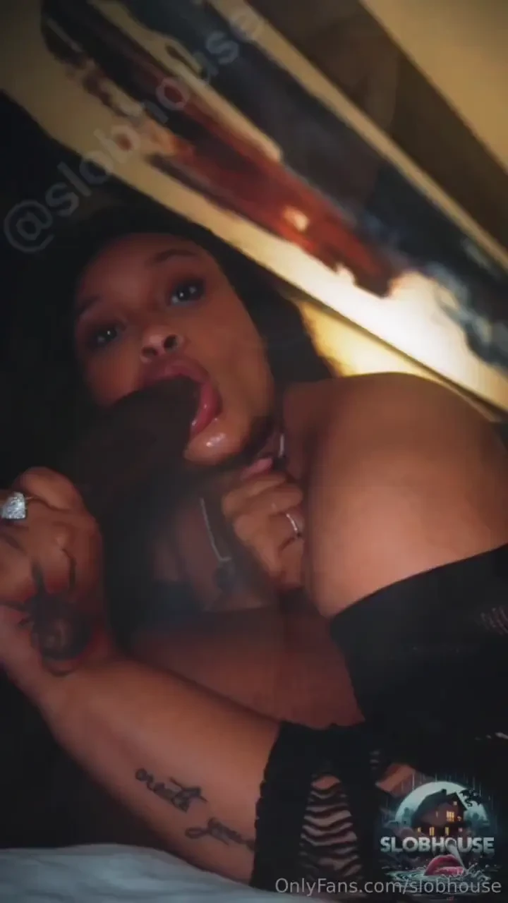 New bundle this bundle is for the ones who like big ass tities to go 