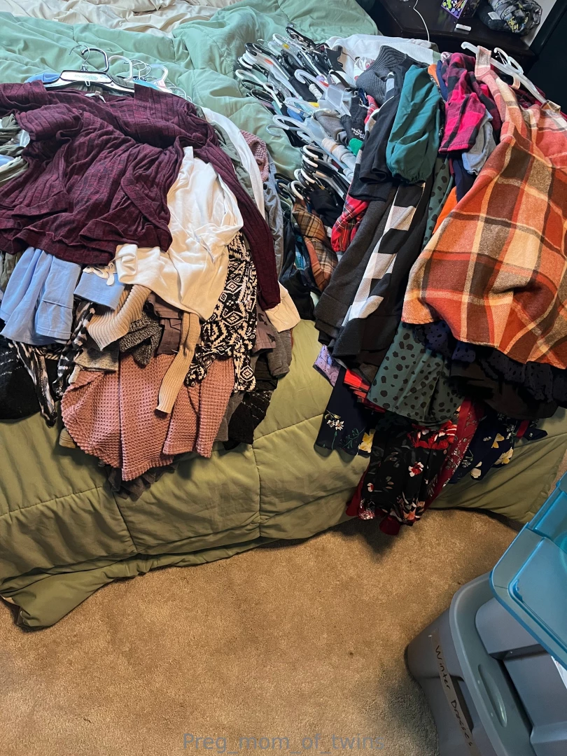 How i am spending my morning clothes swapping and putting things to 