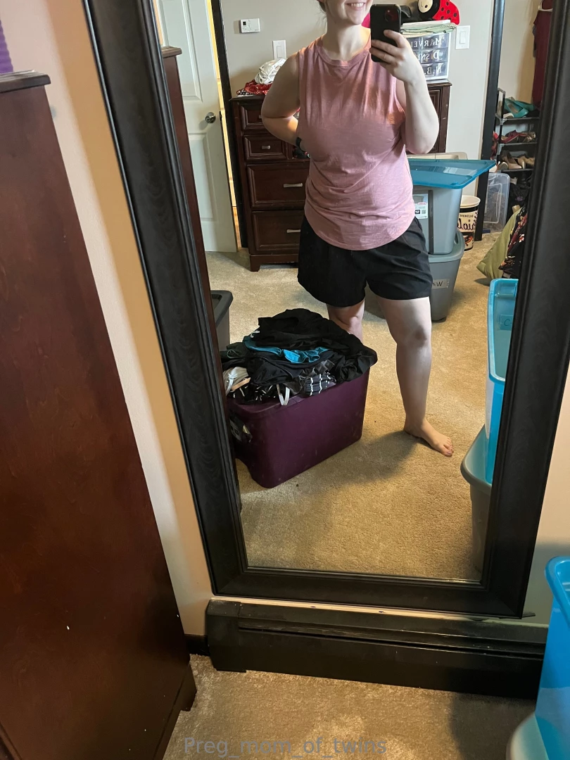 How i am spending my morning clothes swapping and putting things to part 1 