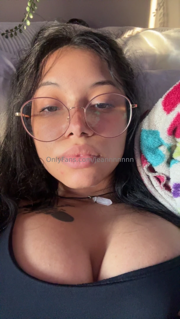 Shots on me tonighttt 