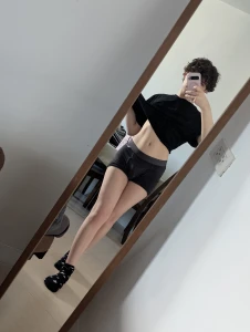 My mirror knows all my secrets part 2