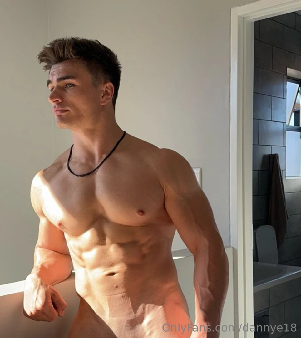 Https onlyfans com dylanwild c21 my friend dylanwild has such a thick 