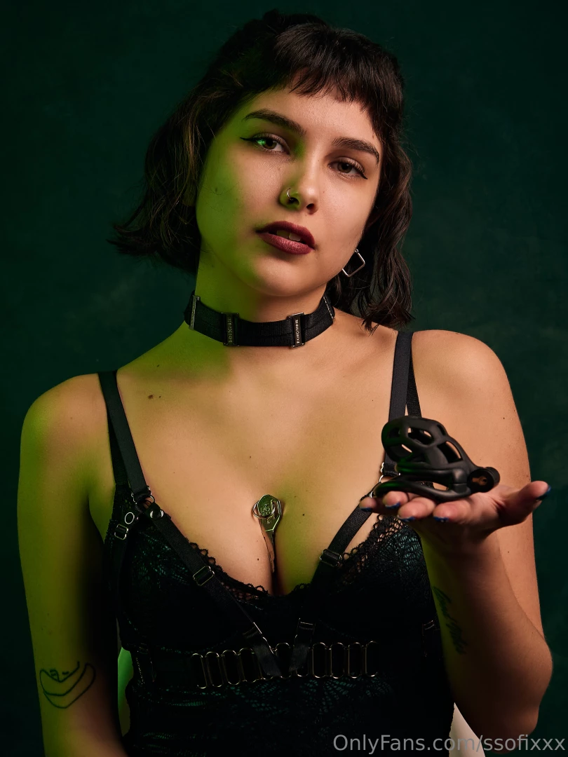 Exclusive locktober with mistress sofixxx i will only enable 3 or 5 