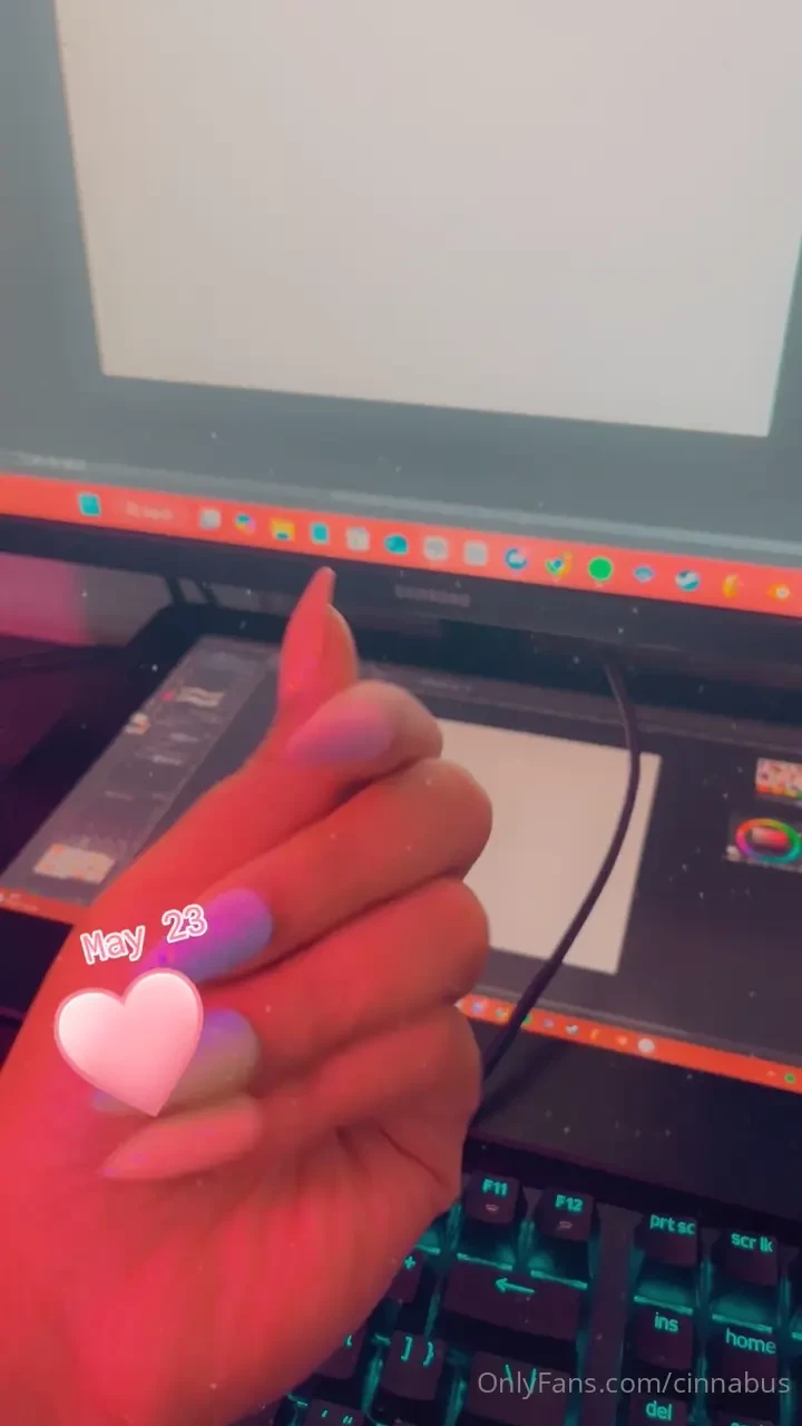 Imagine how pretty my fingers would be around your cock 