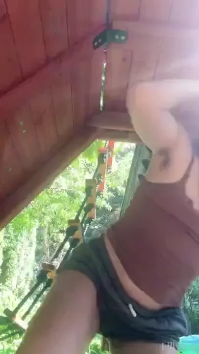 Ever wonder what my bare pussy looks like when i queef now you know 