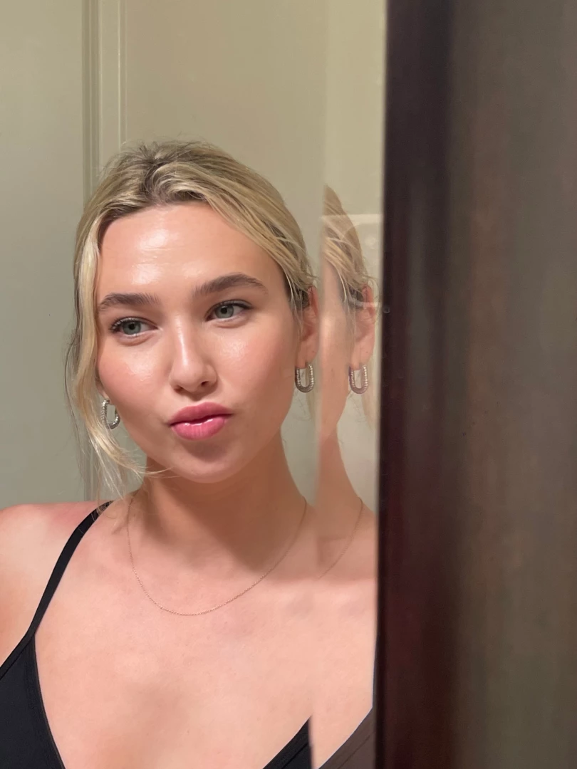 Dm me i m soooo bored 