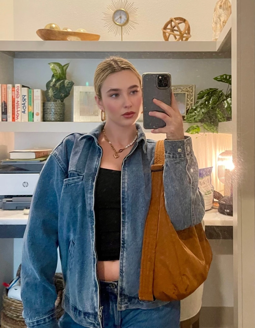 Take my clothes off already 