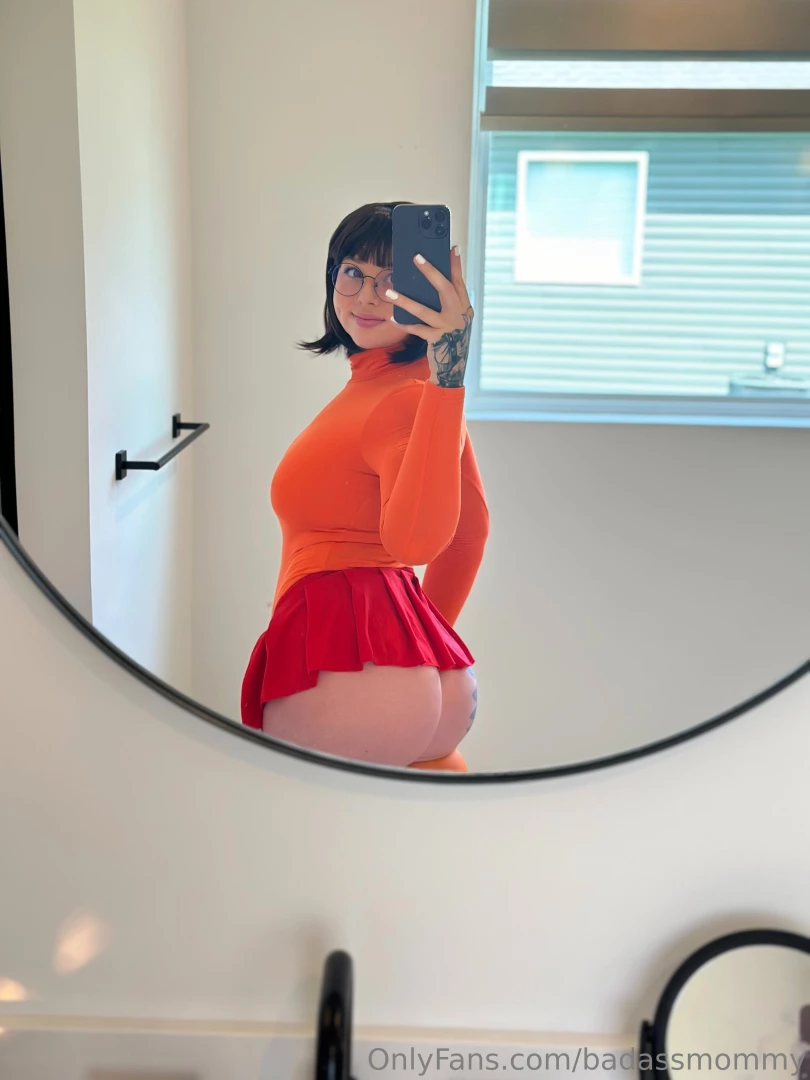 Sexy velma has returned idk how i manage to make her hotter each time 