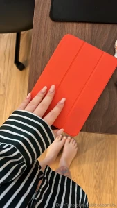 Tried to find 7 red things to brighten up my days some were easy some