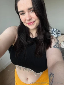 Sunshine vibes today who s ready to brighten up my day with some fun