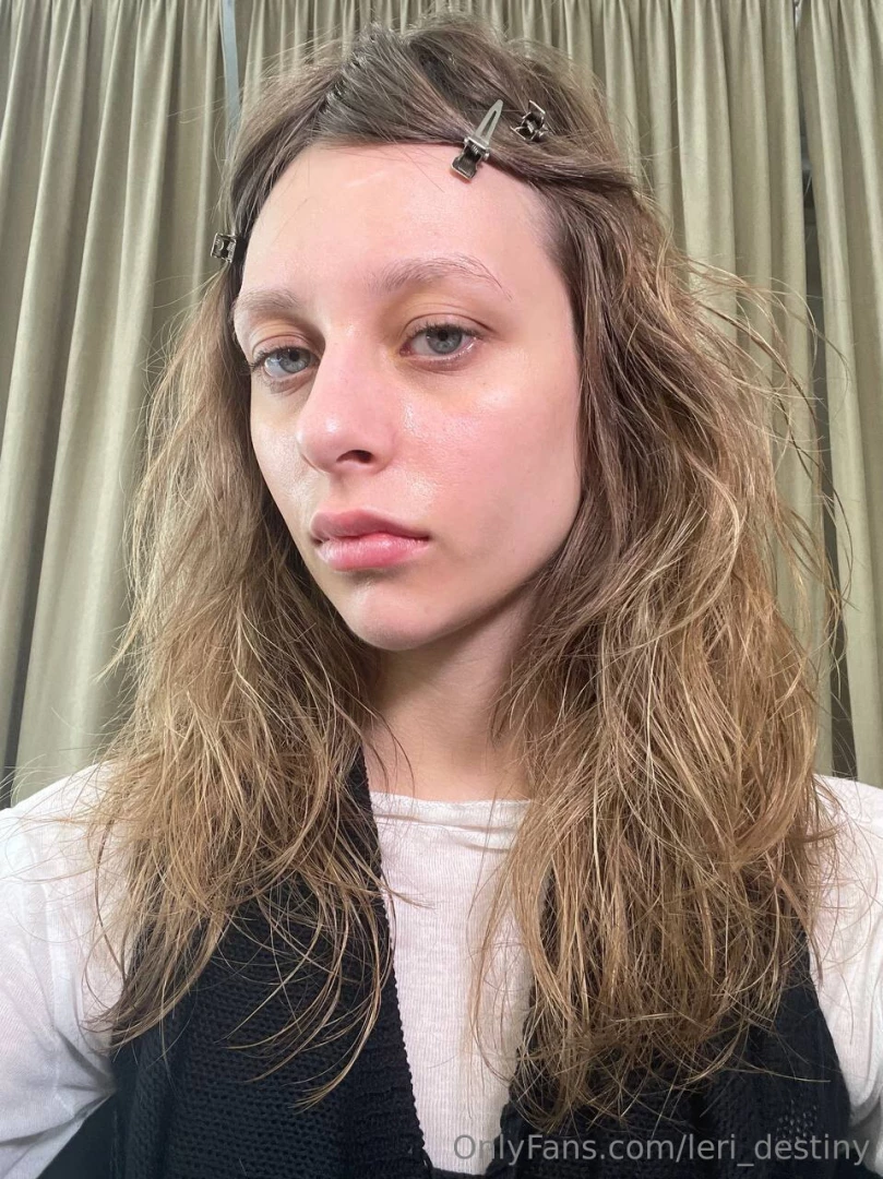 Do u like natural girls or with makeup and what s best for me 