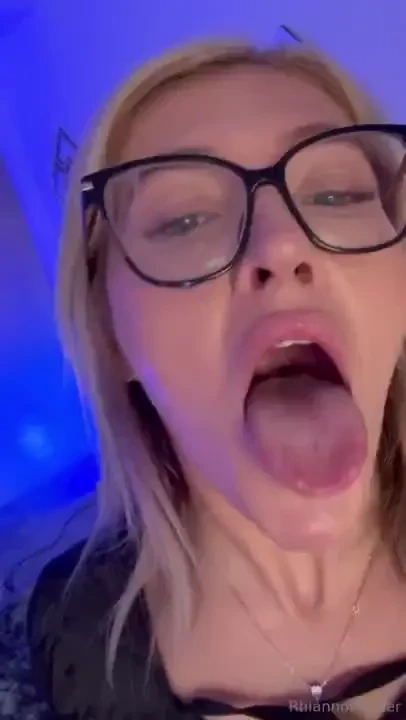 Want my new facial and handjob video then send me a message i teased 