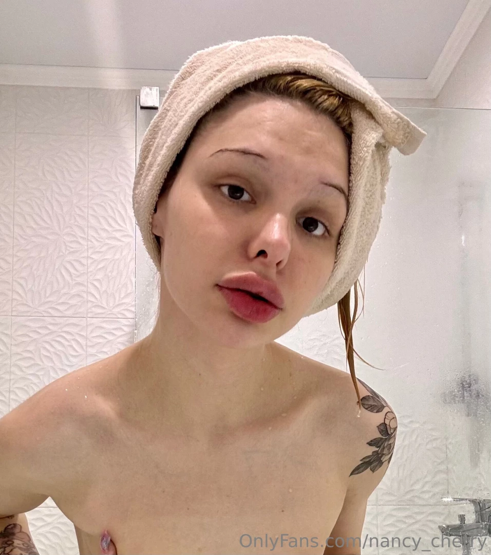 Very hot outside took a contrast shower and now i feel like new 