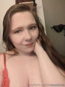 My friend lillie just made her account free check her out sweetlillie