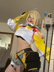 Pov your fav nikke goddess