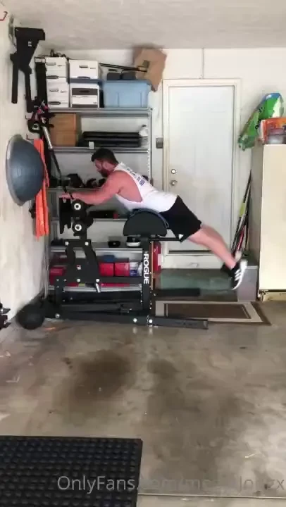 Little bit from my leg workout today part 1 