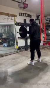 Sneak into my shower and suck me off at planet fitness right after