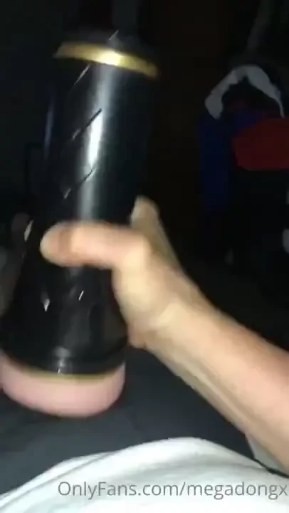 Late night nut while thinking about all the strangers i ve fucked in part 1 