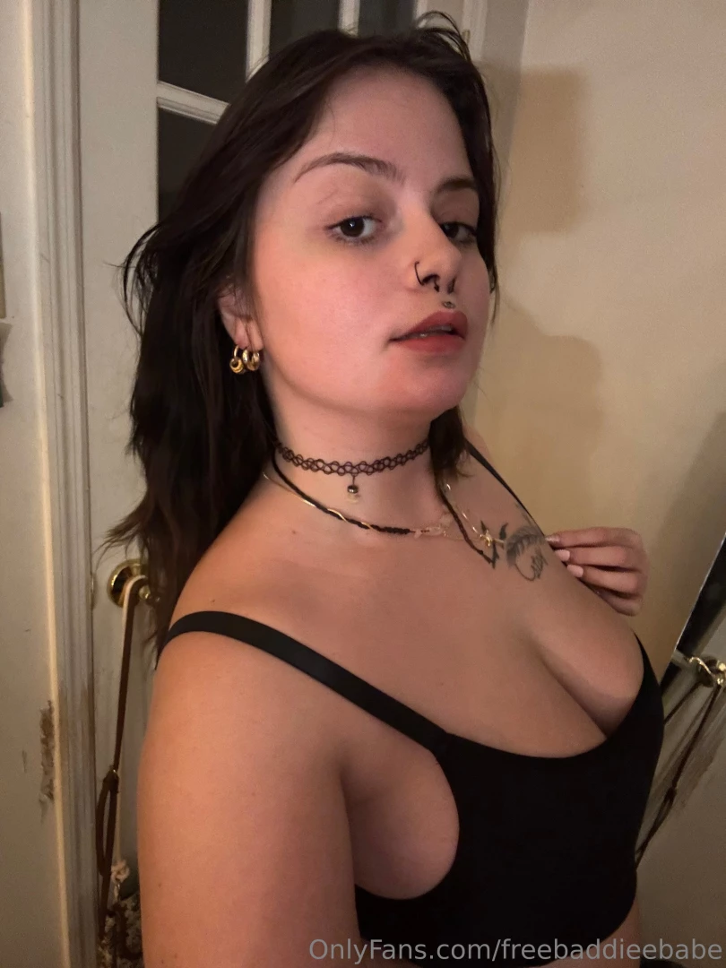 Pretty faced girl xo 