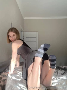 The little skirt rides up so easily hint