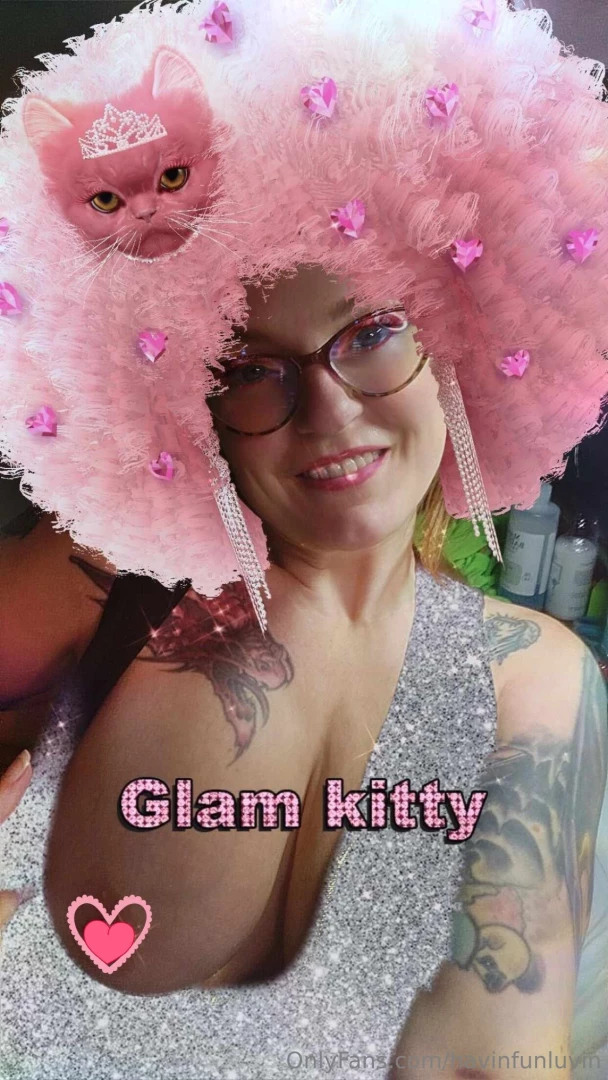 Glam kitty returns for weird wednesday peek a boo 