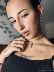 You belong below me look up stroke down you ll never reach this level