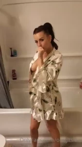 Can i interest you in getting wet with me today