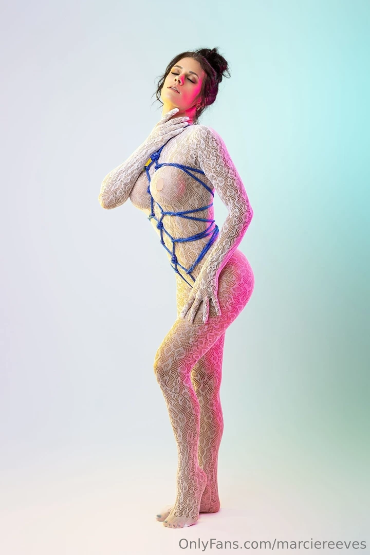 Here s a bondage photo shoot i did a while back which color do you part 4 