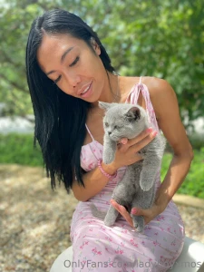 Which animals do you like the most in fact i m madly in love with dogs