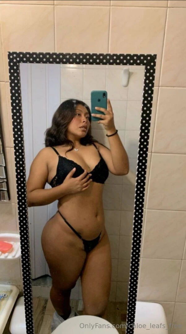 Free yarissalove loves giving pleasure to her fans there is a wet gift part 2 