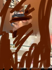 Fixing to send this pic out too anyone who will buy love too off