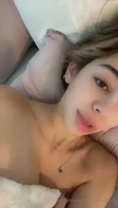 I m not gonna do this for long so if you re in a mood like i am right