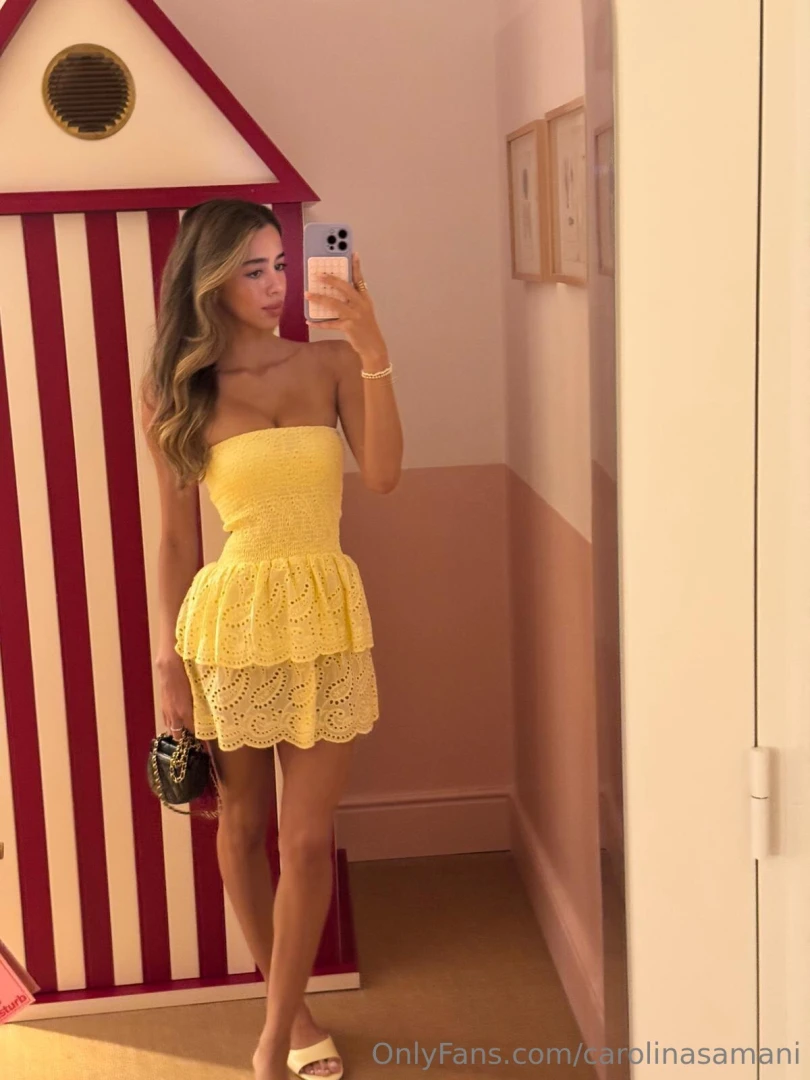 Selfie sunday do you like the fit i m loving the yellow on me 