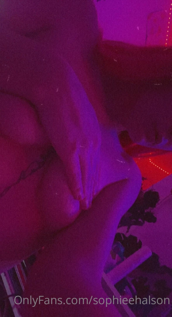 A lot of people have been asking for g g and g b content tag who you part 1 