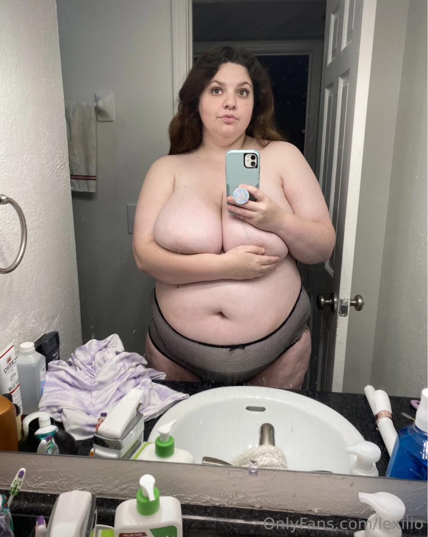 Revealme com lexirae2000 