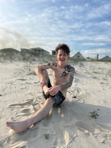 I told you i might of got some nudity at the beach and i did part 7