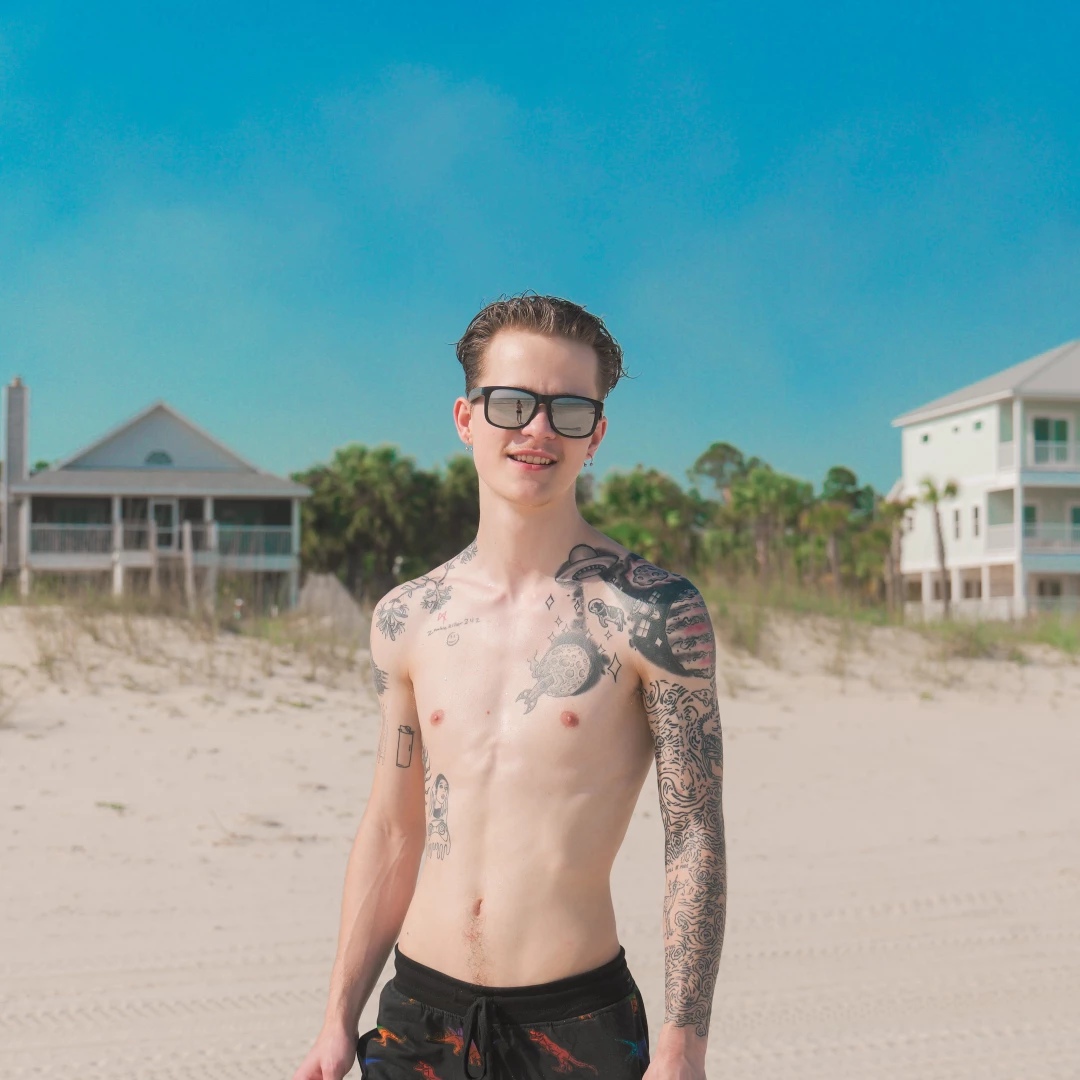 On the beach this week had a vacation with a group of friends i hadn t part 3 