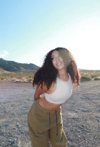 Such a hot day and nobody to spend it with any volunteers