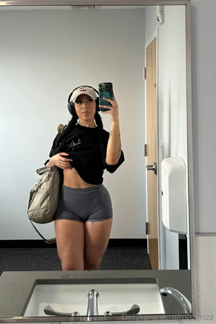 Song of the day is screaming by loathe 