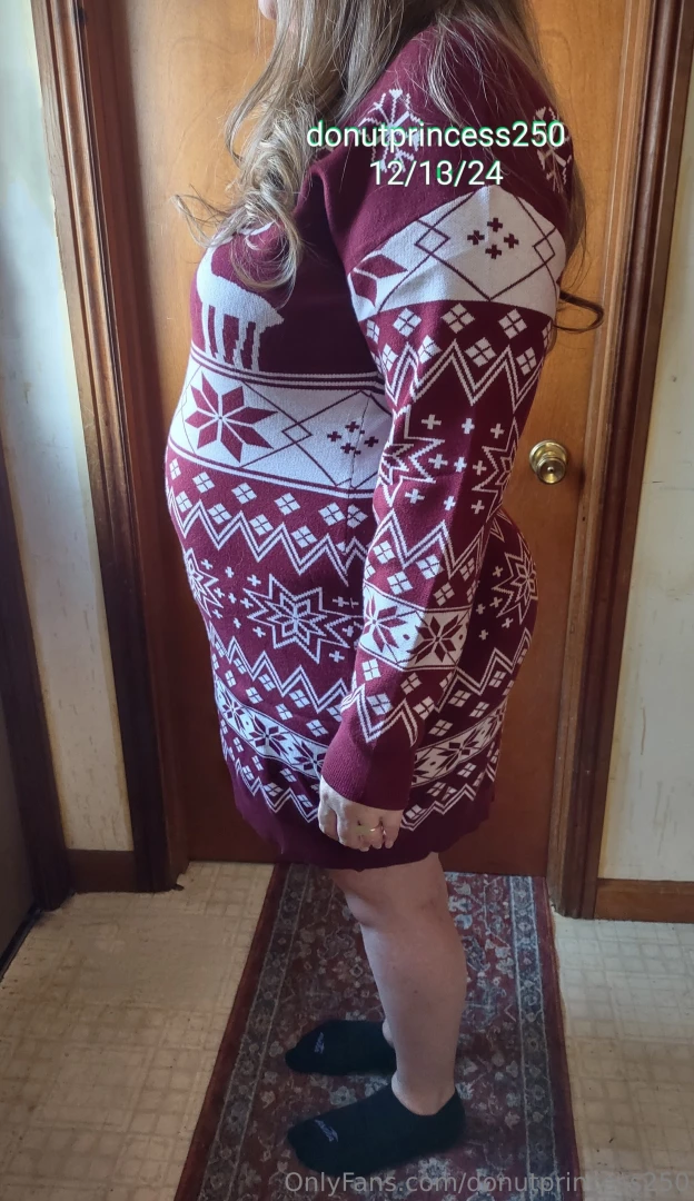 I got this cute sweater dress as an early gift and new pink dress came 