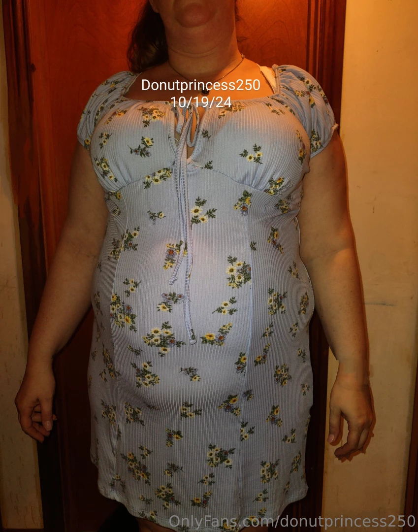 Is this a good outfit to include in my reoccurring future photo sets i part 5 