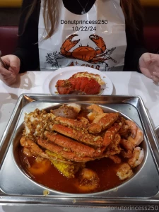 Anyone want to get me a halloween costume i have to apologize for part 1