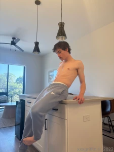 Suck me on the counter