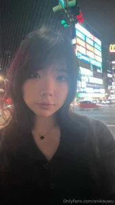 The face u make when you re still jetlagged so might as well enjoy the