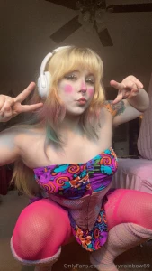 Dressed as a clown rn for my next set available in this outfit for